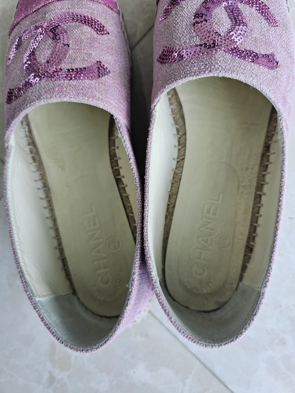 Authentic Rare Chanel Pink Sequin CC Espadrille Flats Size 38